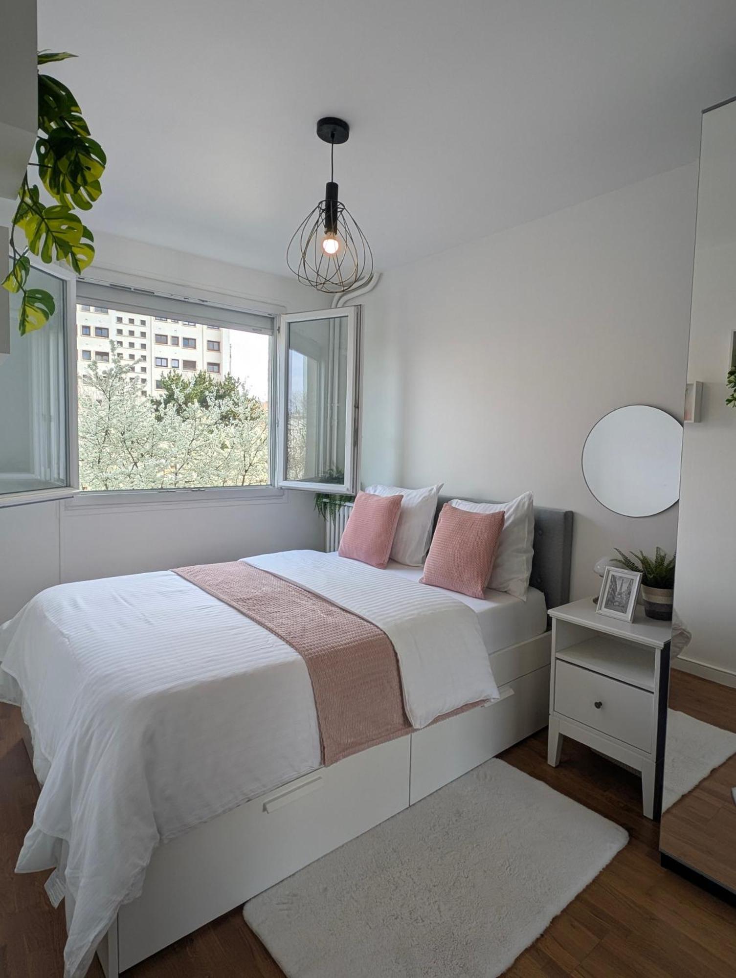 Entire 60M2 Apartment - Close To Paris - Parking - Kitchen - 2Min Rerb - Olympic'24 Bourg-la-Reine Εξωτερικό φωτογραφία